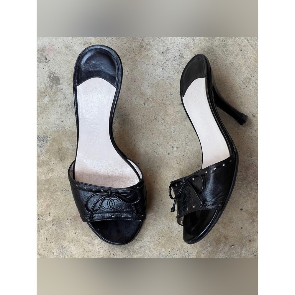 CHANEL S/S 2005 Leather Bow Sandals Mules Open Toe Sandals Heels Shoes 41 - Picture 8 of 8